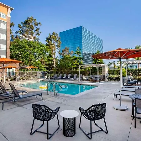 Cambria Hotel Lax 